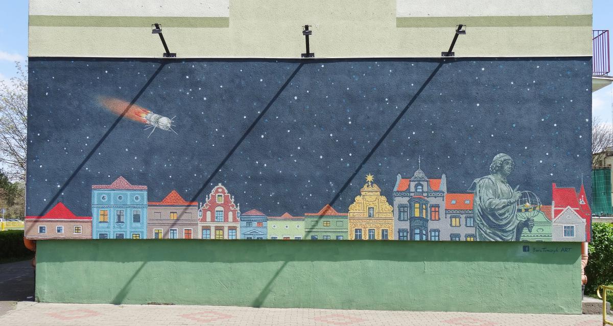 Mural 10 Mural na ścianie bloku