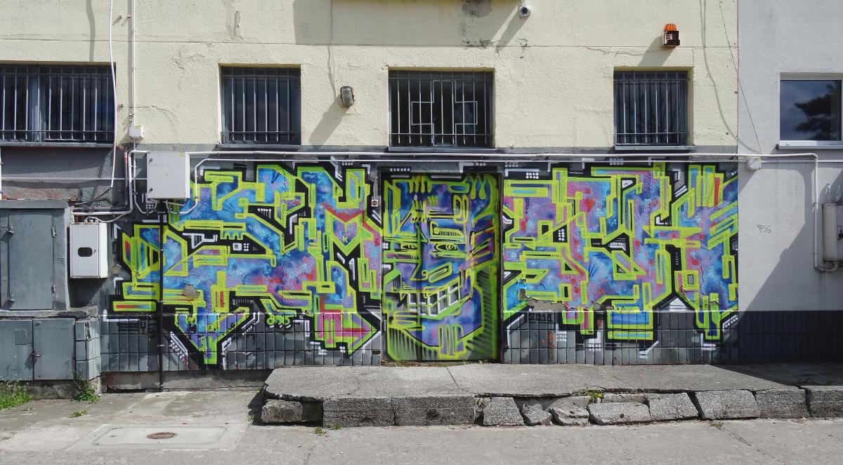 Graffiti Graffiti z tyłu apteki