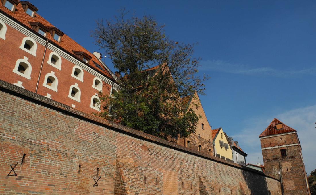 Mury i bramy miejskie City Walls and Gates